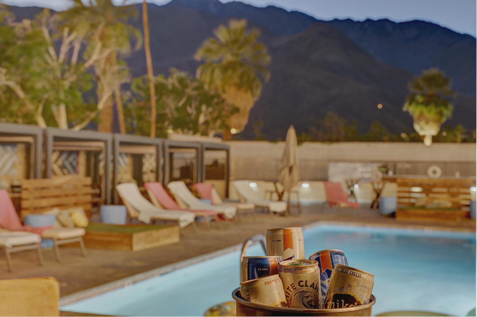 The Infusion Beach Club Palm Springs Dış mekan fotoğraf